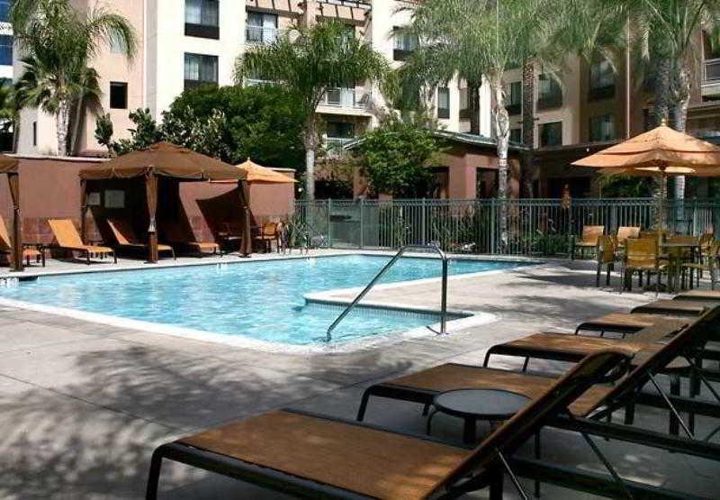 Courtyard Los Angeles Burbank Airport Bekvämligheter bild